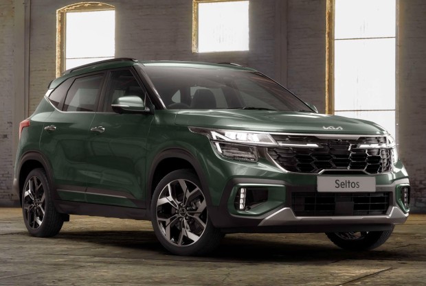 New Kia Sonet 2024 front view in Thane