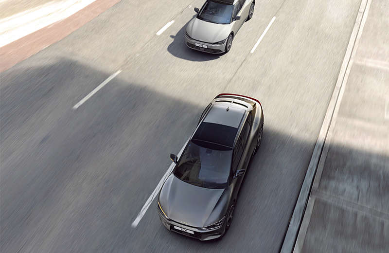 Blind-Spot Collision-Avoidance Assist (BCA)